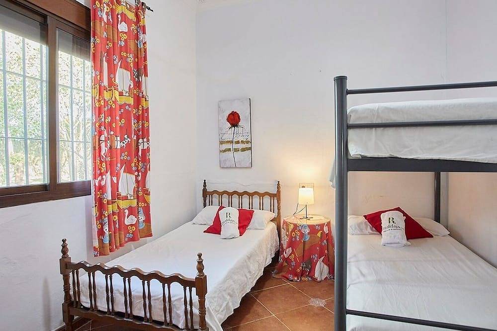La Retamilla Villamartín by Ruralidays in Villamartín, Pueblos Blancos