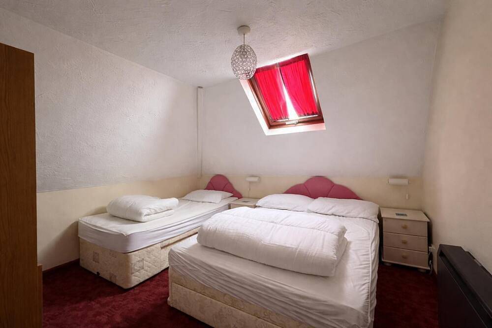 Seaside holiday cottage by the beach in beautiful Hemsby, Norfolk in Hemsby, Great Yarmouth