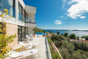 Villa for 8 People in Hvar City, Hvar, Photo 4