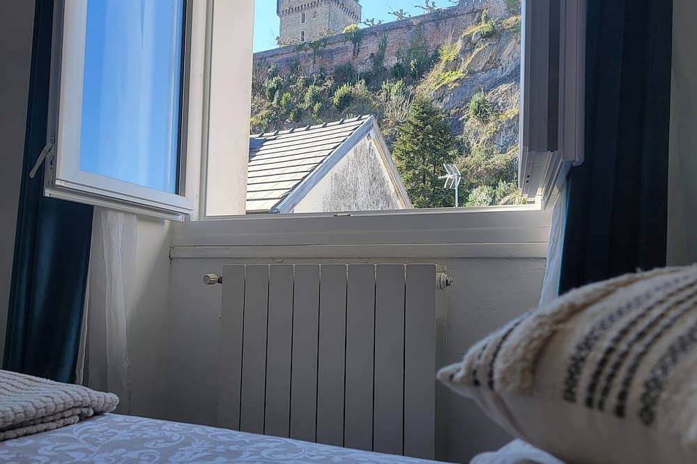 Ganze Wohnung, Triple Bright Room - Centre & Château in Lourdes, Hautes-Pyrénées