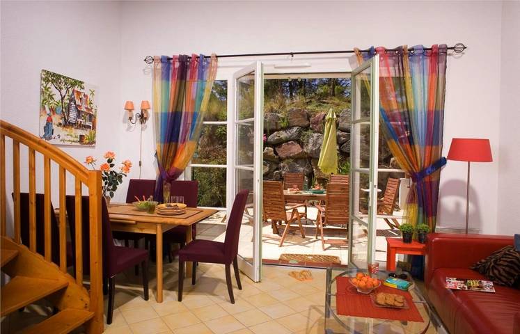 Parc de vacances pour 6 personnes, avec bassin pour enfant et piscine ainsi que jardin et terrasse, animaux acceptés en Vendée - 2