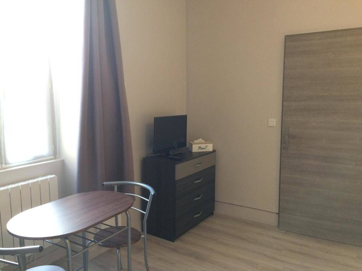 Appartement entier, Standard Studio in Thiviers, Périgord Vert