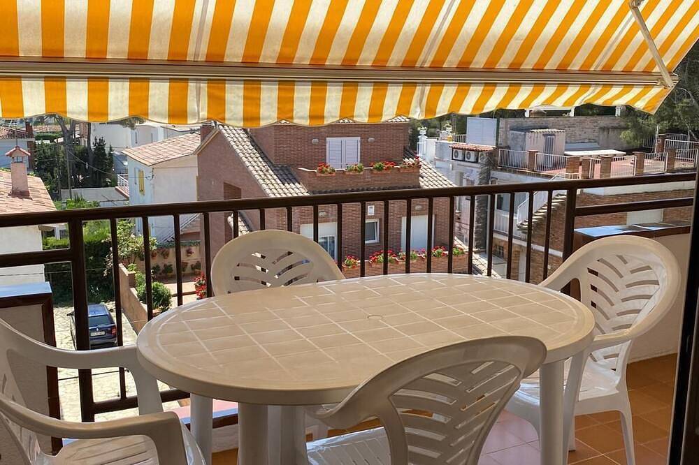 Apartamento entero, Bonito apartamento en la playa de Comarruga cerca de Barcelona y Tarragona in Coma-ruga, Vendrell