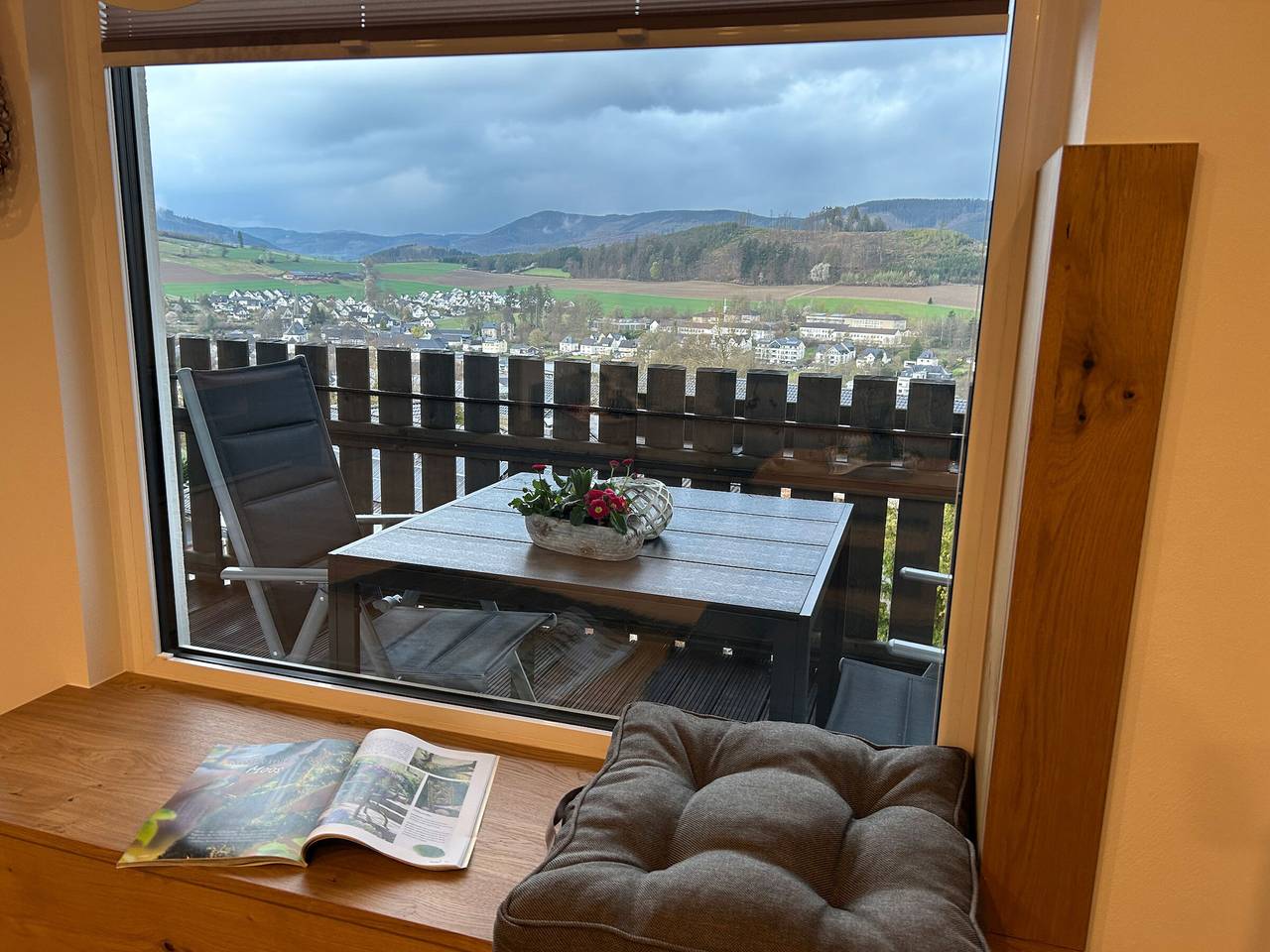 Ganze Wohnung, Ferienwohnung 'Stappert' mit Bergblick, Balkon und Wi-Fi in Eslohe, Hochsauerlandkreis