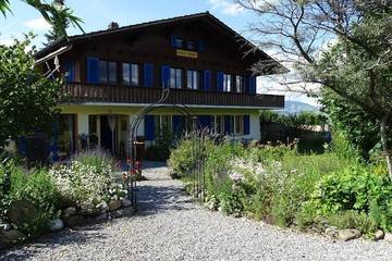 Maison de campagne pour 3 personnes, avec jardin, animaux acceptés à Aeschi bei Spiez