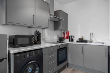 Vacation Rental for 5 Guests in Belfast, County Down, Picture 1