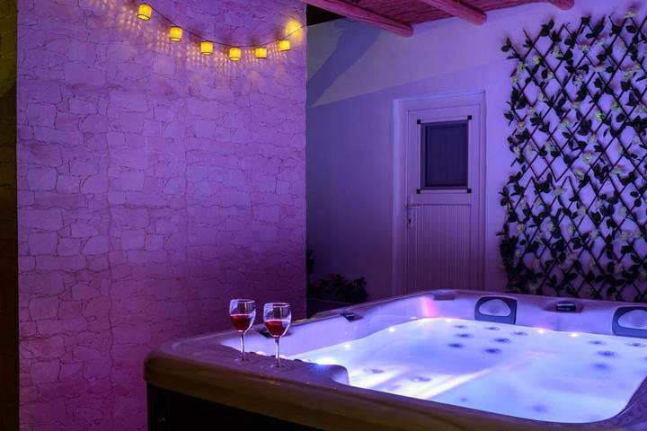 Appartement de vacances pour 3 personnes, avec jacuzzi et terrasse