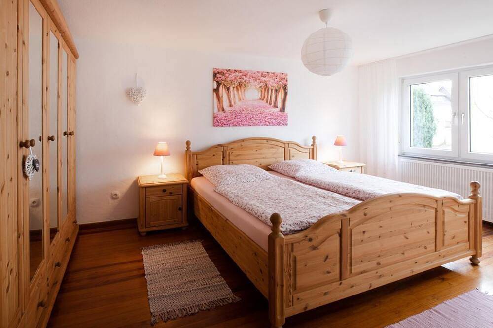 Ganze Wohnung, 4-Bett-Wohnung \"Lavendel\" - Ferienwohnungen Wengenroth in Westerburg, Westerburg & Umgebung