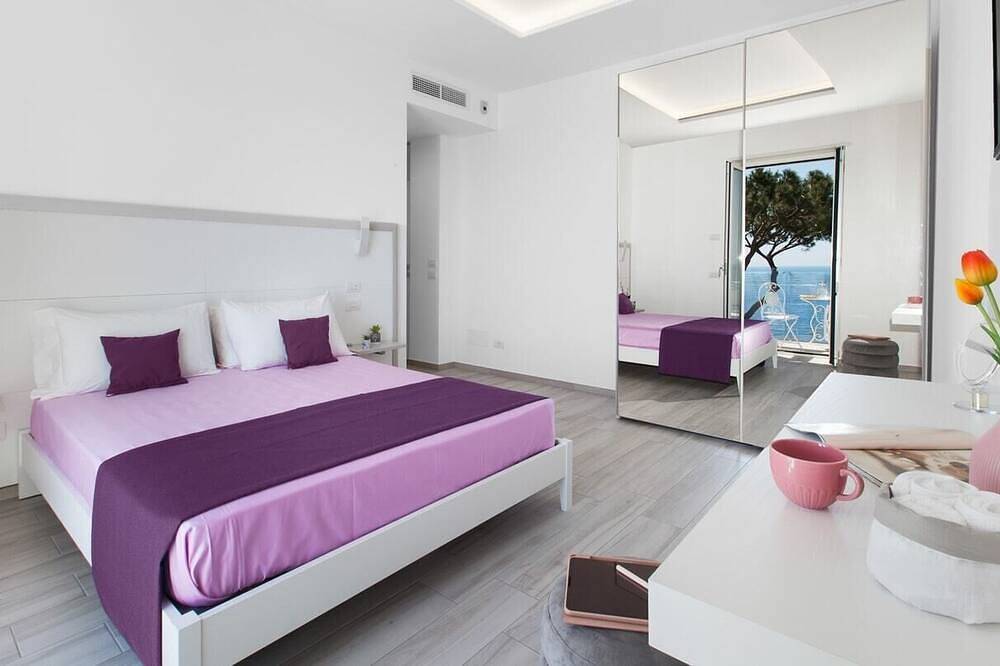 An Amalfi Coast Vacation Rental Where Dreams Come True in Naples Province