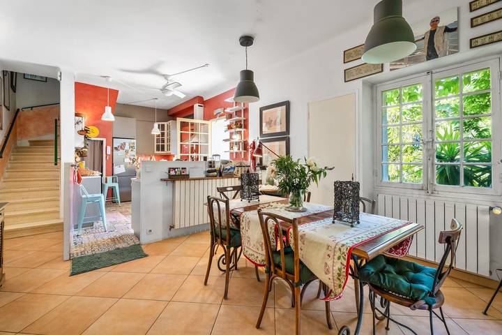 Location de vacances pour 6 personnes, avec jardin dans Plage de Saint-Cyr sur Mer Les Lecques - 3