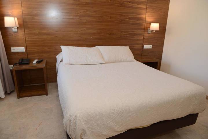 Hôtel pour 3 personnes, avec terrasse et vue à Ciudad Real - 4