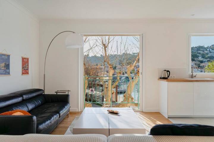 Gîte pour 4 personnes, avec vue dans Office De Tourisme De Saint Mandrier - 4