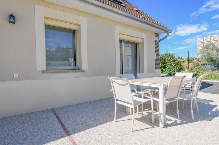 Gîte pour 4 personnes, avec Terrasse et Jardin dans Fontaine-les-Grès