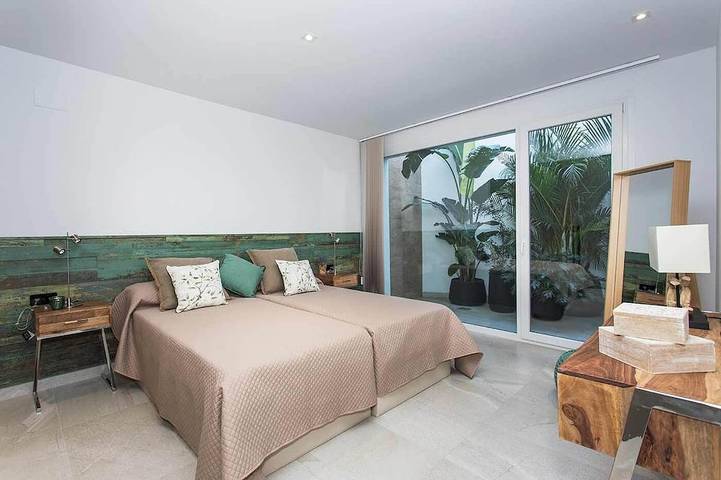Magnificent villa on the Finca golf course with private pool in Orihuela, Costa Blanca