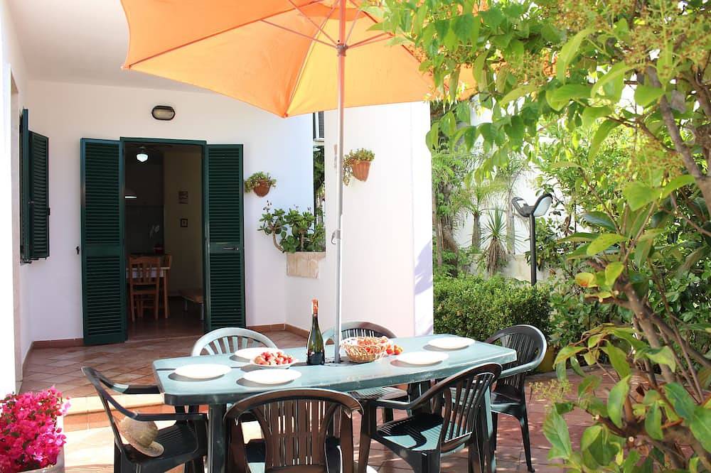 Gallipoli-Baia Verde House Near The Beach in Baia Verde, Gulf of Taranto