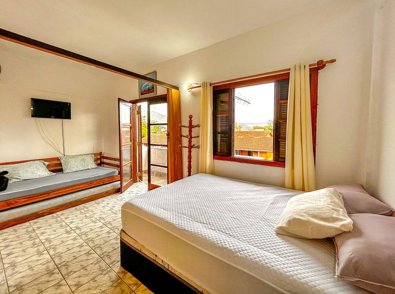 Apartamento inteiro, Ótimo Apto a 250m da Praia do Itaguá in Ubatuba, Vale do Paraíba