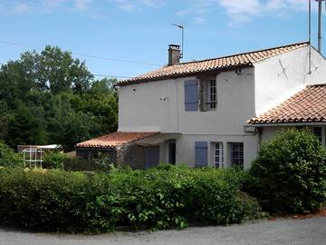 Gîte pour 4 personnes, avec piscine, animaux acceptés dans les Pays de la Loire