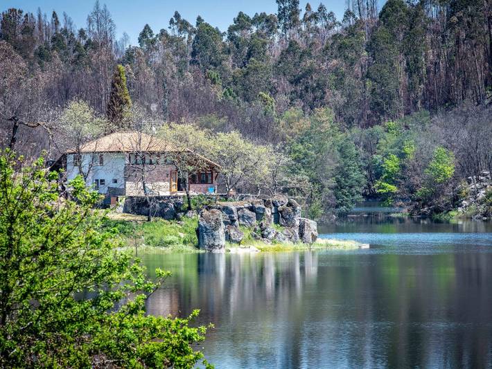 Casa de férias para 6 pessoas, com Terraço e Jardim em Distrito de Viseu