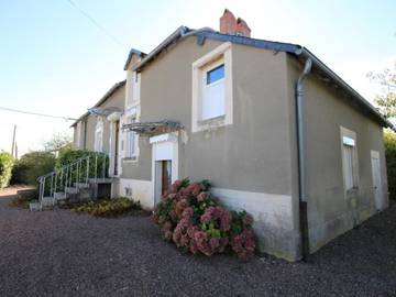 Gîte pour 5 personnes, avec jardin dans Epiry
