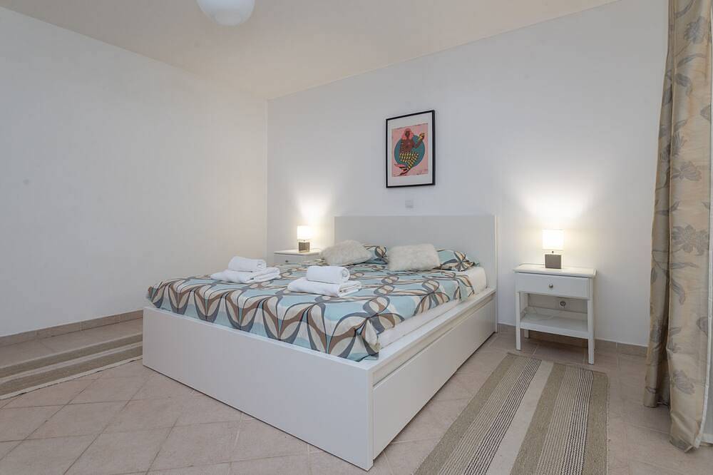 Appartamento intero, Spazioso appartamento familiare con piscina in Ragusa Vecchia, Dubrovnik-Neretva