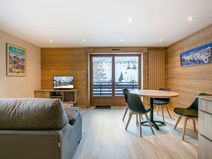 Apartamento entero, Apartamento acogedor cerca de pistas, 3*, capacidad 6, con WIFI in La Clusaz, Región de Annecy