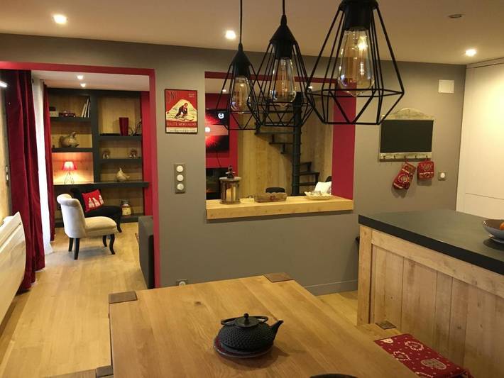 Chalet pour 7 personnes, avec vue et terrasse, animaux acceptés dans Guzet-Neige - 4