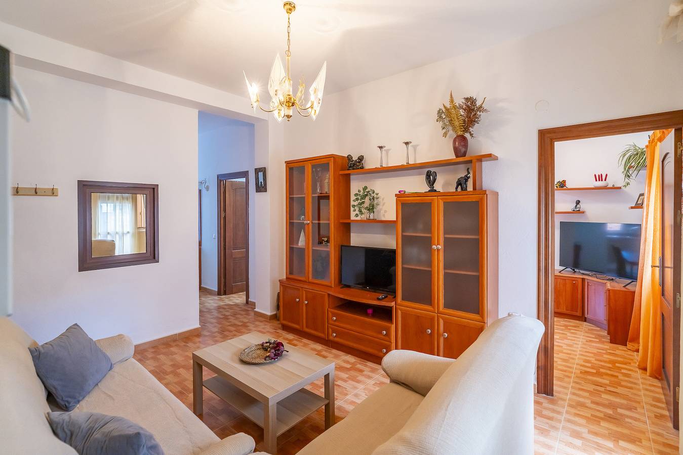 Entire apartment, Cubo's King Apartment & Terrace in Alhaurín el Grande, Málaga Province