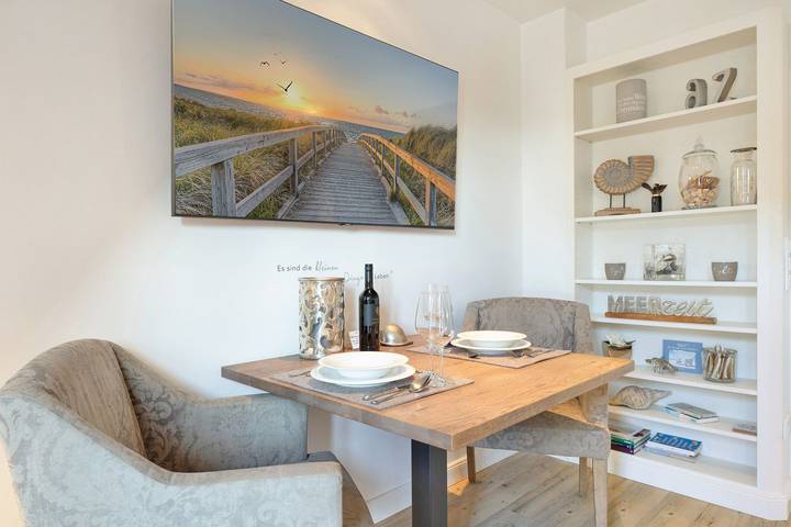 Ganze Wohnung, Urlaub nach Maß: Strandnähe & Wohlfühlen. in Wenningstedt, Sylt