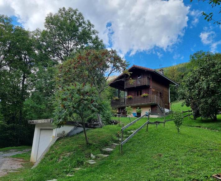 Gîte pour 4 personnes, avec Balcon ainsi que Terrasse et Jardin à Saint-Jean-de-Sixt