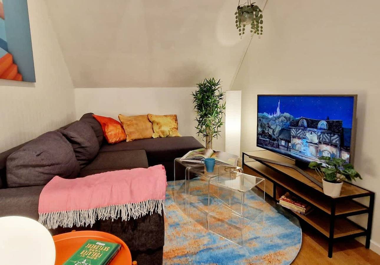 Geheel appartement, King bed  Great location  Top floor in Bergenhus, Bergen
