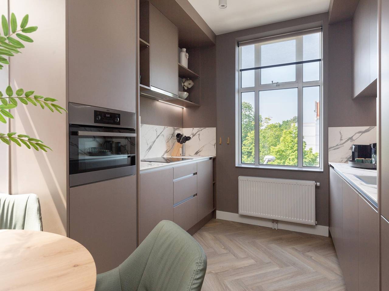 Geheel appartement, 2-slaapkamerappartement in Haugue in Den Haag, Stadsgewest Haaglanden