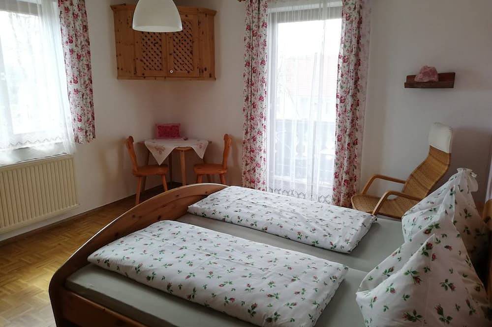 Ganze Wohnung, Appartement/Fewo, Lavendelduft - Ferienwohnung Wachmann in Pischelsdorf am Kulm, Steirerland