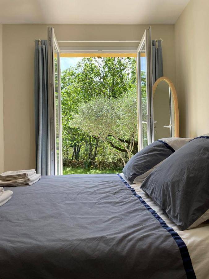 Queen Room with Garden View in Vers-Pont-du-Gard, Région de Nîmes