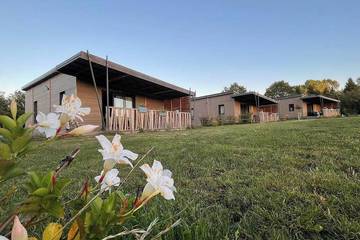 Maison de campagne pour 4 personnes, avec jardin à Bagnols