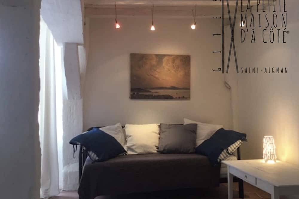 La Petite Maison d'à Côté® at n°11, 3km from Beauval Zoo - St Aignan in Saint-Aignan, Romorantin-Lanthenay region