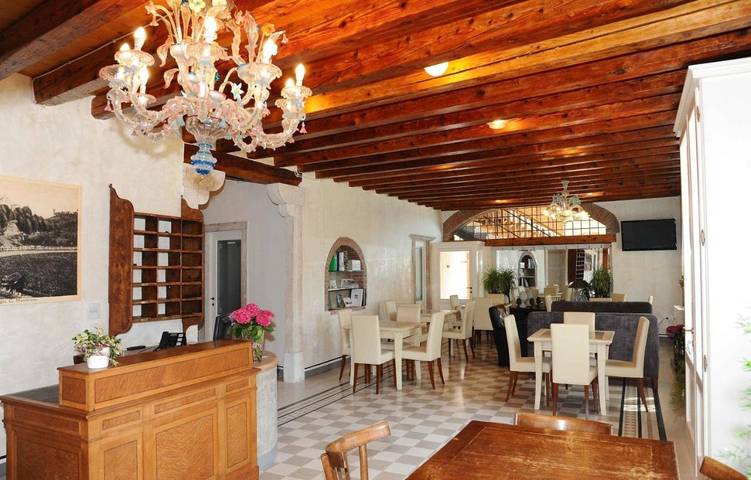 Hôtel pour 3 personnes, avec terrasse et jardin, animaux acceptés à Malo - 4