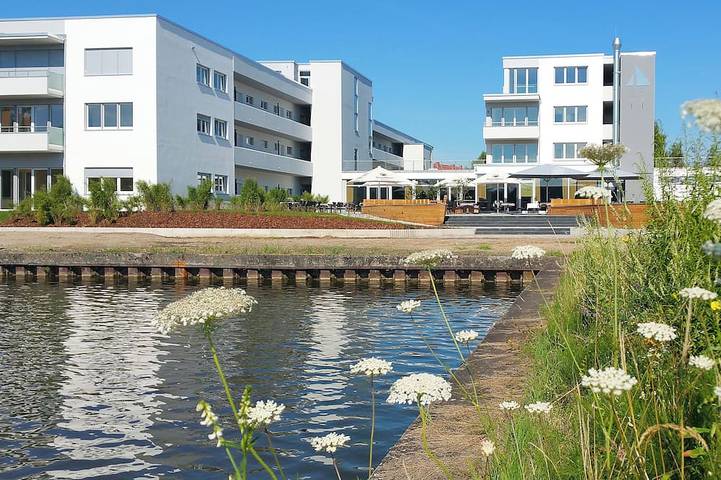 Ferienwohnung für 4 Personen, mit Terrasse und Sauna in Neuruppin