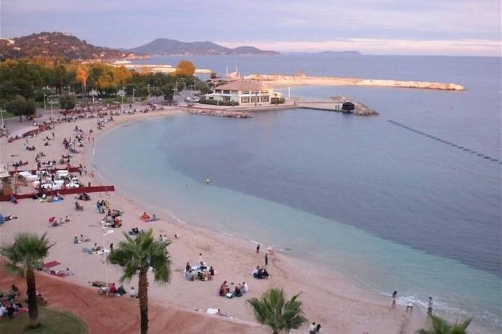 Gîte pour 6 personnes, avec balcon dans Le Mourillon