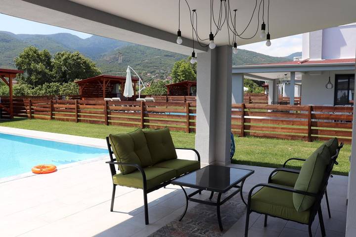 Ferienpark für 5 Personen, mit Pool und Garten sowie Ausblick in Griechenland - 3