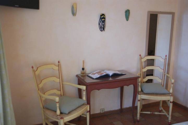 Hôtel pour 2 personnes, avec balcon dans Porquerolles - 4