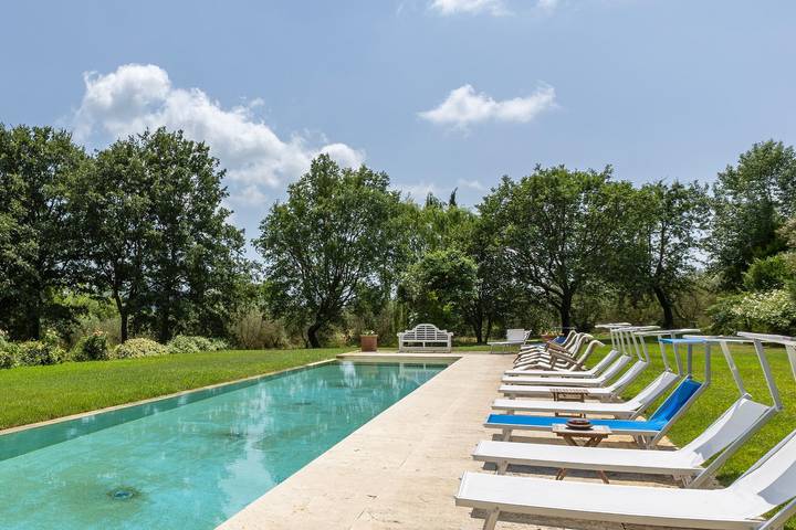 Glamping per 17 persone, con giardino e terrazza nonché piscina in Maremma