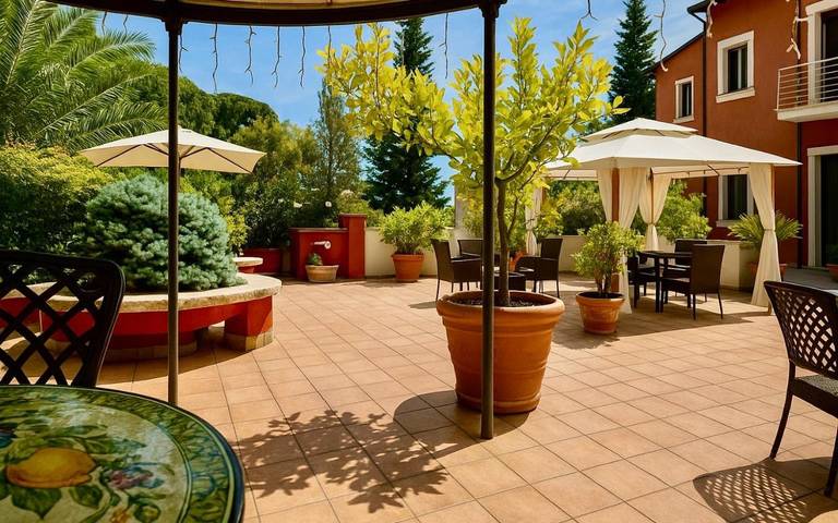 Casa de huéspuedes para 3 personas, con jardín en Verona