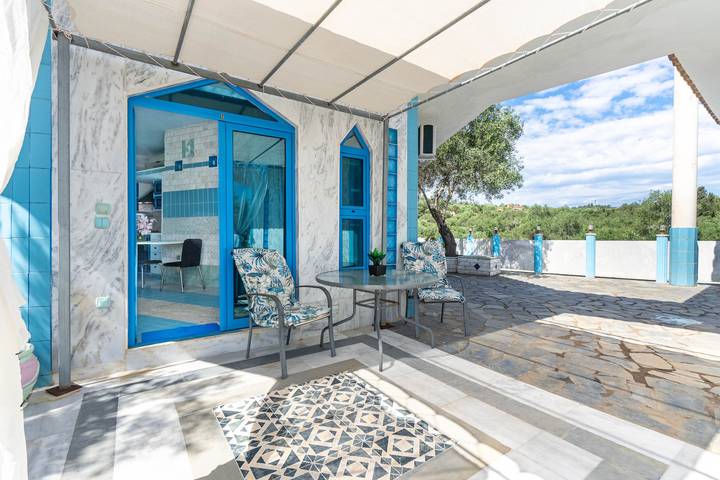 Bungalow für 2 Personen, mit Balkon und Garten in Griechenland - 3