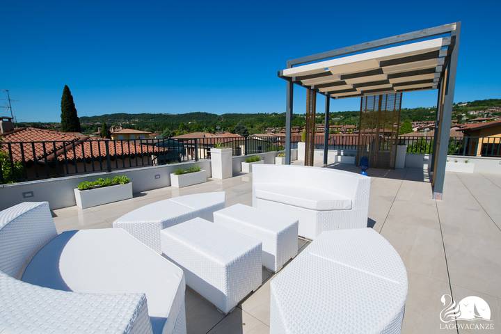 Gîte pour 6 personnes, avec vue sur le lac et terrasse à Padenghe sul Garda - 3