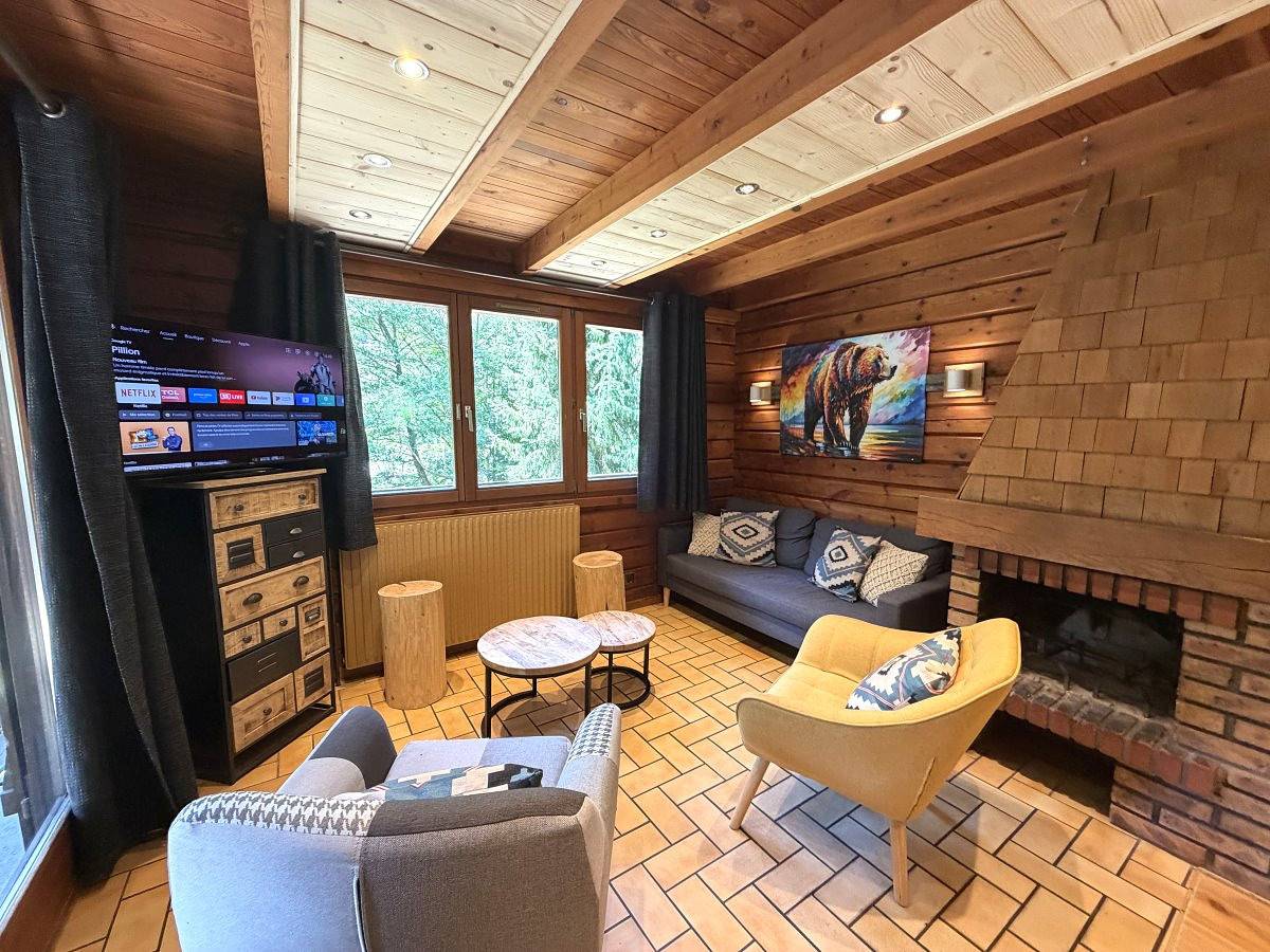 Le Grizzly Chalet en bois avec Spa Jacuzzi in La Bresse, Parc naturel régional des Ballons des Vosges