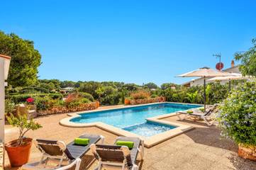 Villa in Sant Lluís, Menorcas Küste für 6 