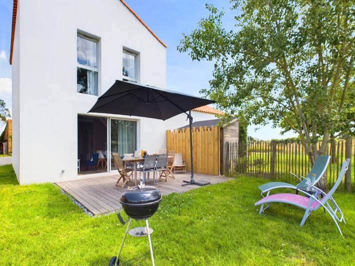 Appartement de vacances pour 7 personnes, avec piscine et jardin