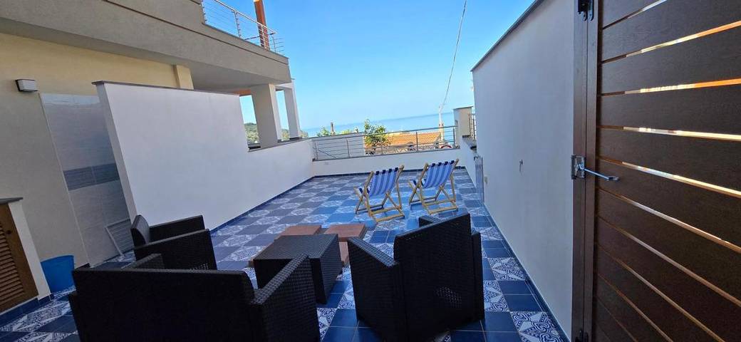 Apartamento de vacaciones para 4 personas, con terraza y vistas - 1