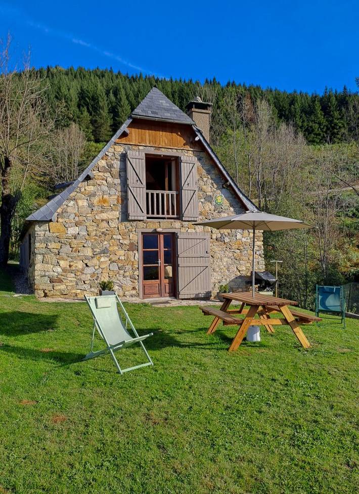 Gîte pour 6 personnes, avec terrasse et jardin, animaux acceptés - 1