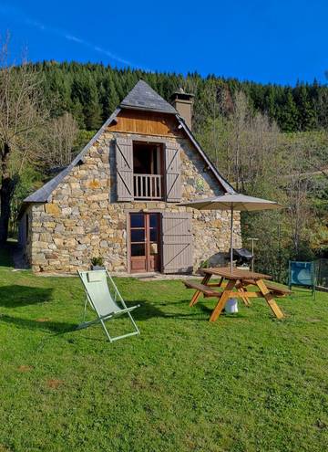 Gîte pour 6 personnes, avec terrasse et jardin dans les Hautes-Pyrénées